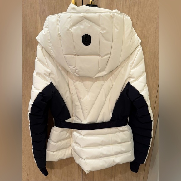 NWTs Mackage Elita-NFZ Down Ski Jacket. Off-White. Sz. XL - Picture 2 of 12